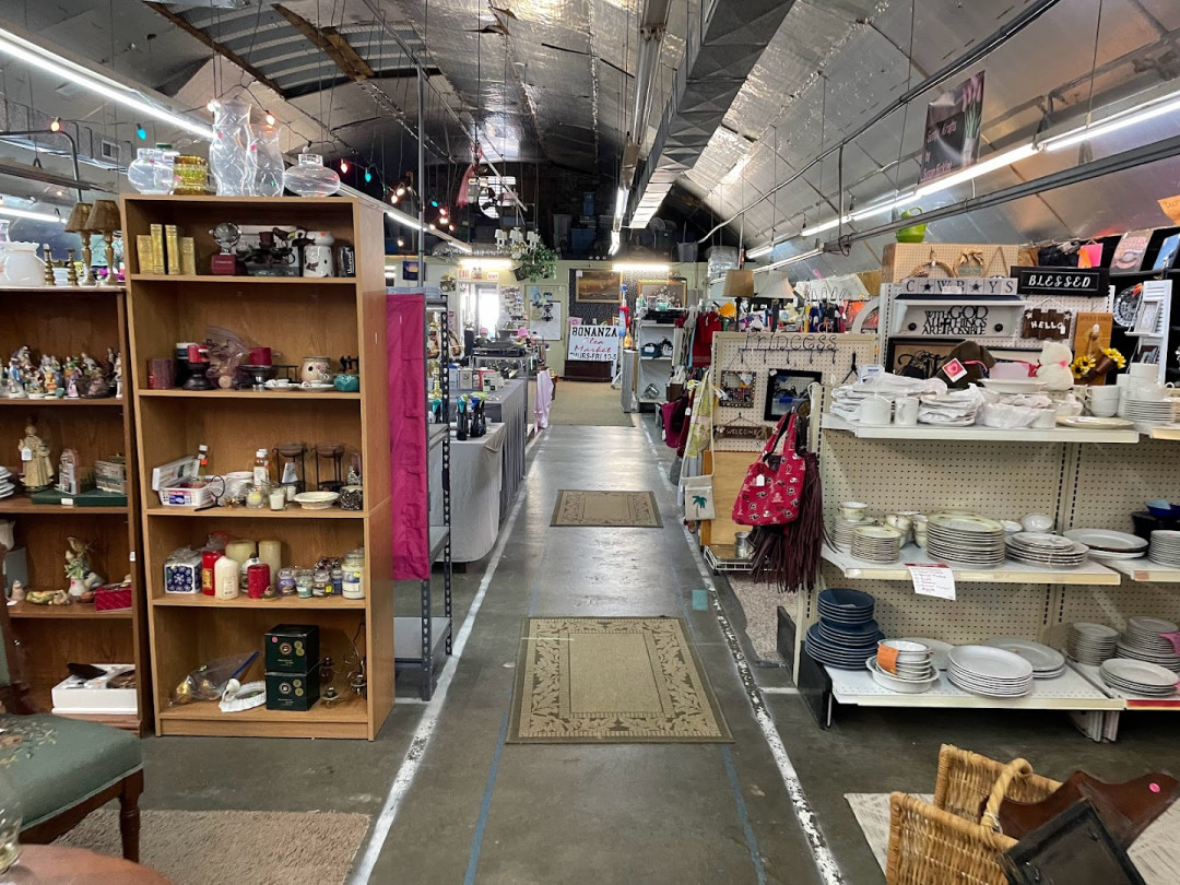 Bonanza Flea Market