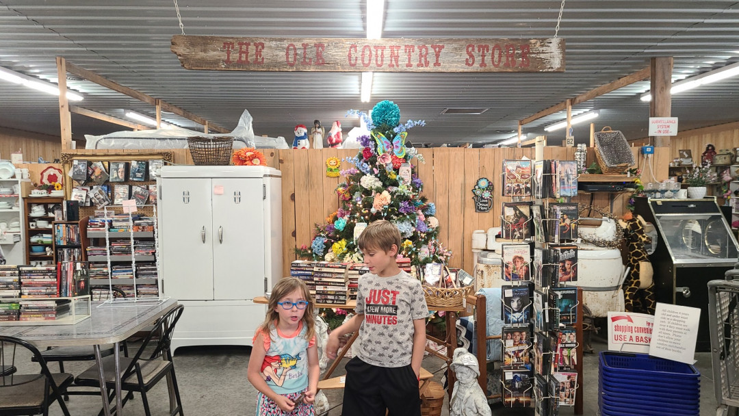 Old 60 Flea Market