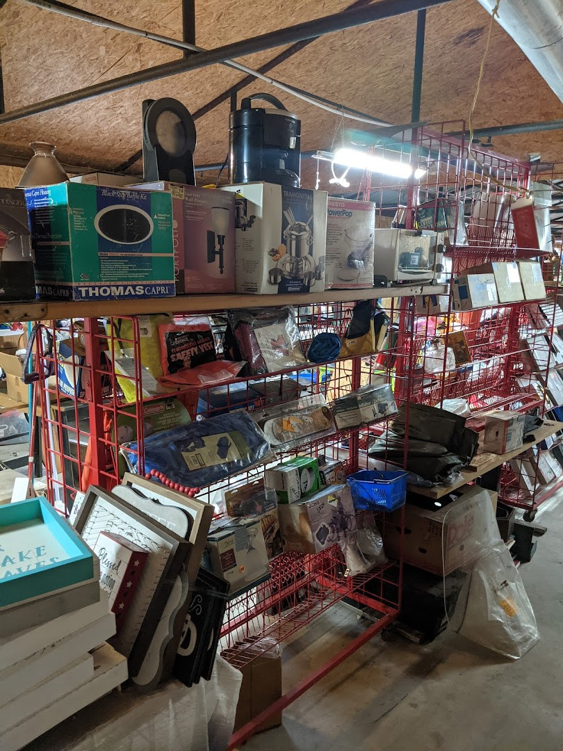 Uncle Dave's Flea Market