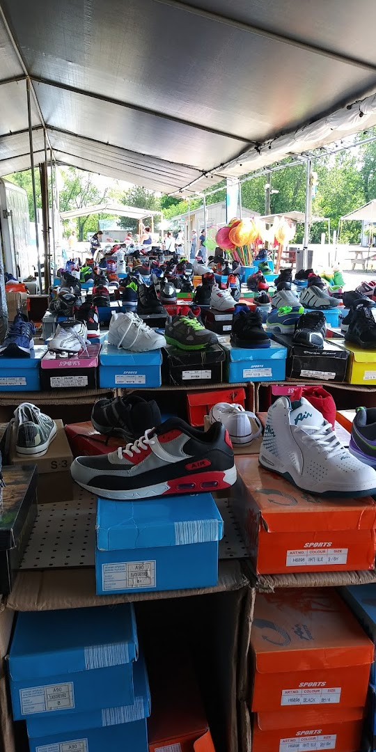 Reits Flea Market