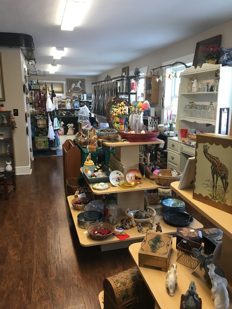 Leola Flea Market