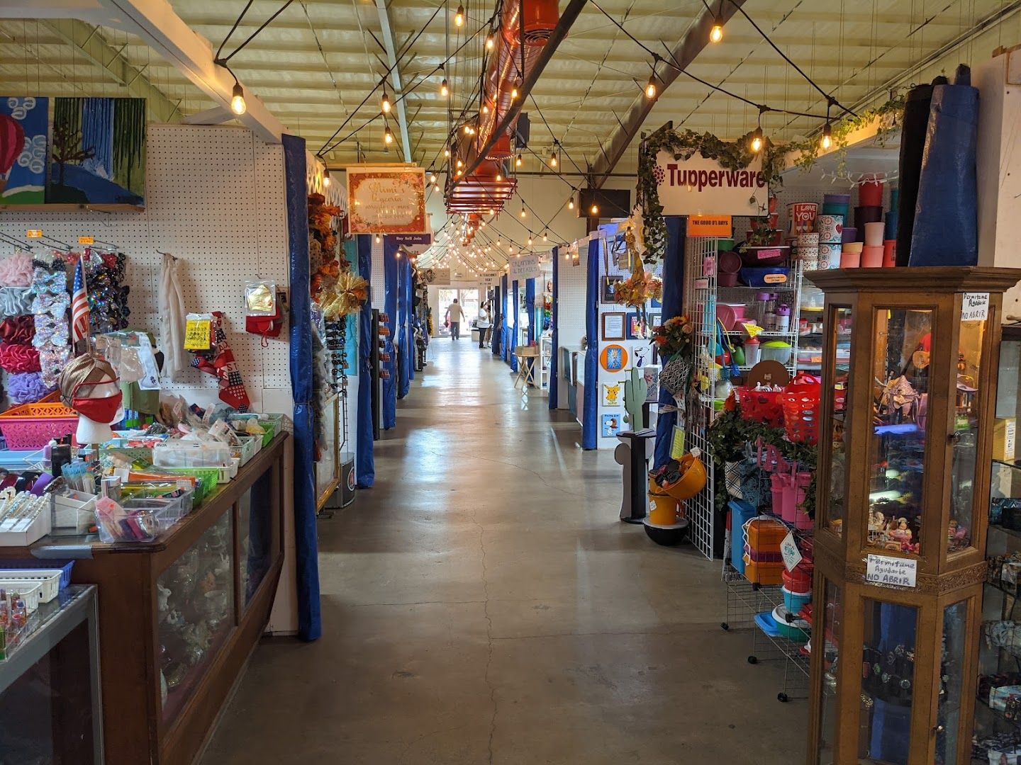 Bazaar at Mercado