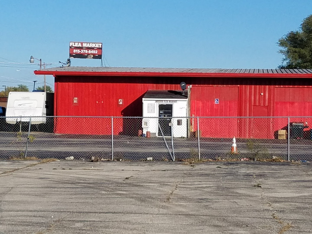 Sandy Hollow Flea Market