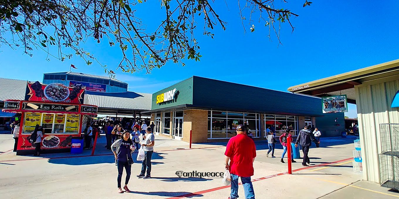  Trader's Village Houston : The Ultimate Weekend Destination