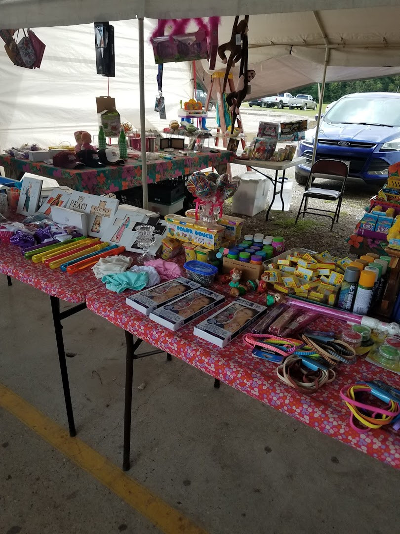 Olde Security Square Flea Market
