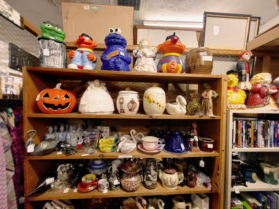 Cadwell's Flea Market
