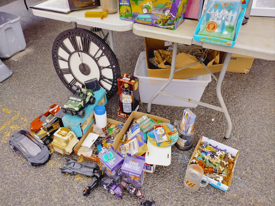 New Castle Flea Market