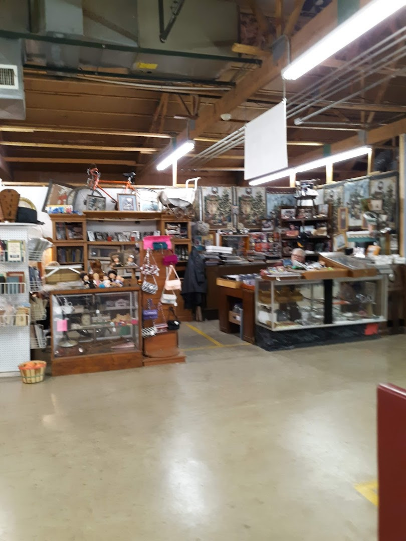 23 Southbound Flea Market