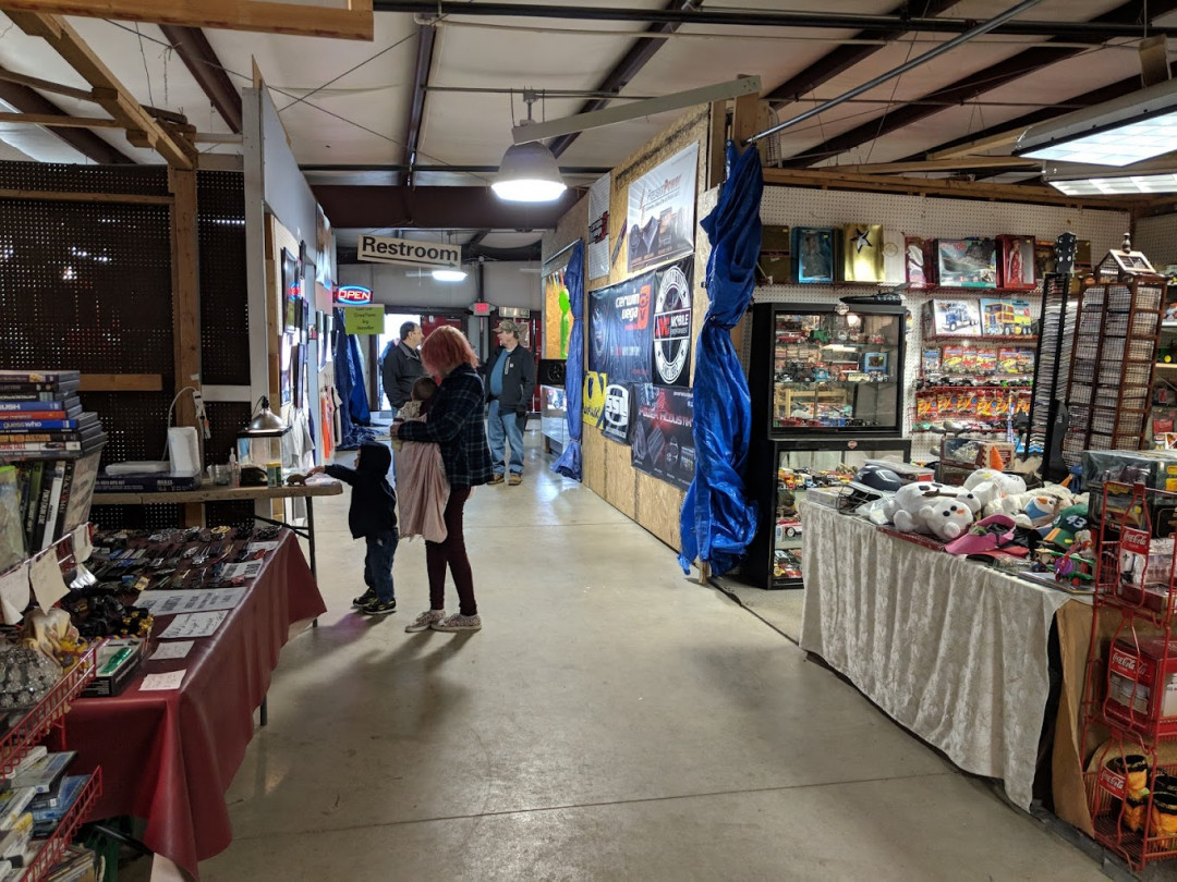 Awesome Flea Market
