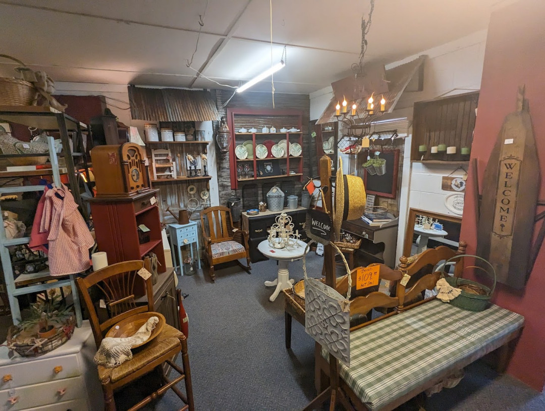 The Rustic Roost