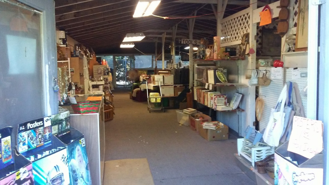 Hudson Flea Market