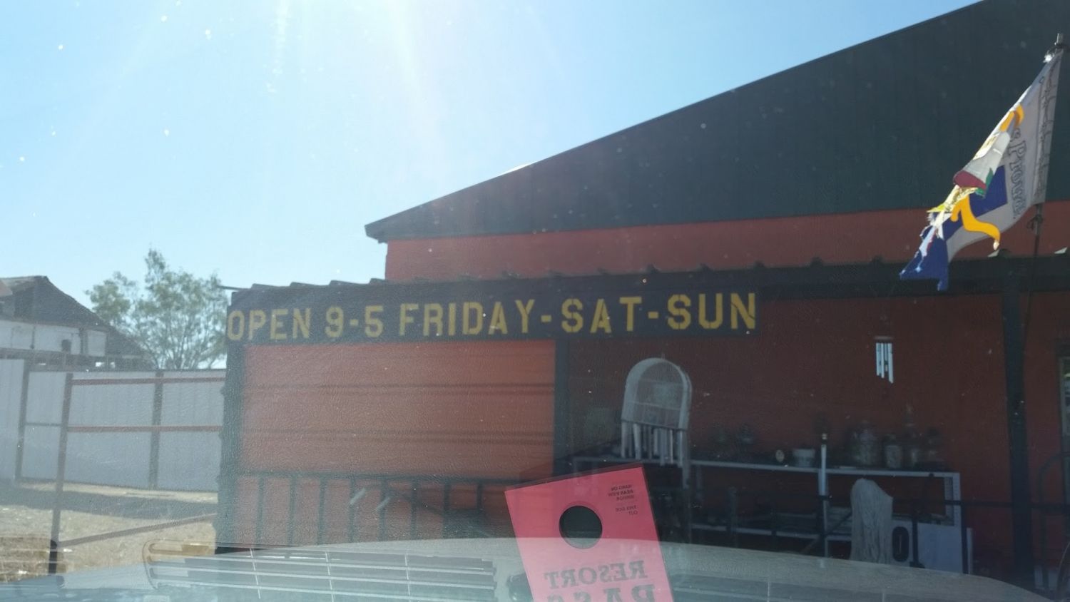 Elmdale Flea Market