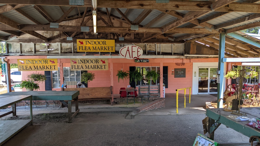 Greenwood Flea Market &amp; Jockey Lot