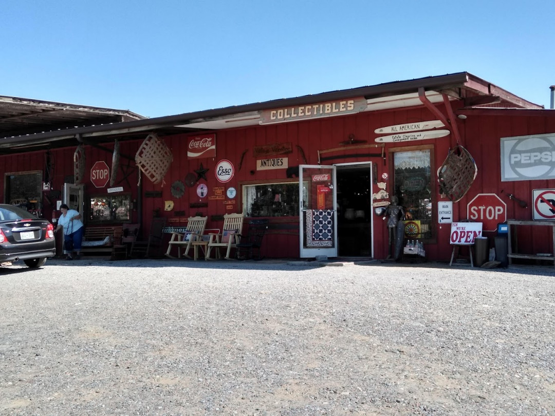 Deckers Flea Market