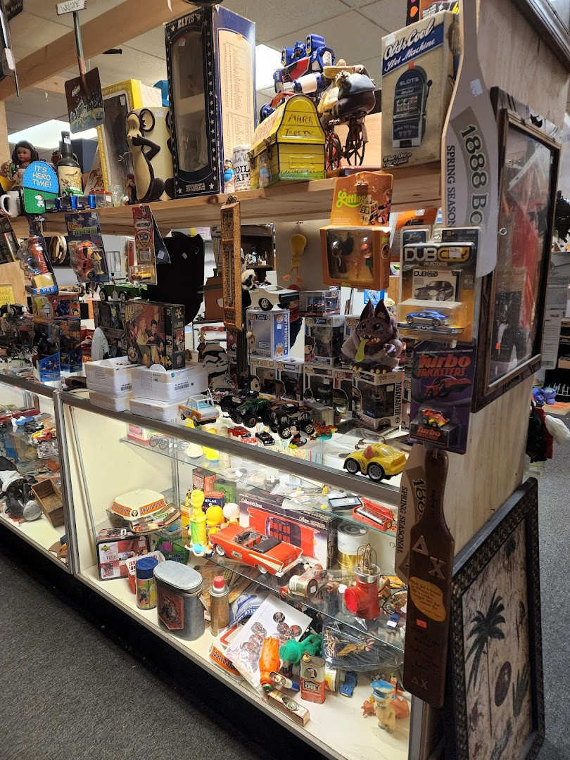 Wally &amp; Linz's Fleamarket