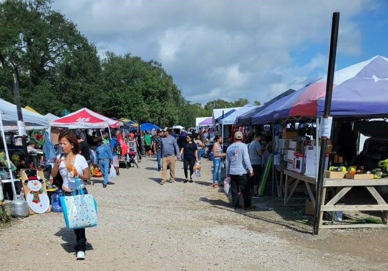 Cole’s Flea Market 