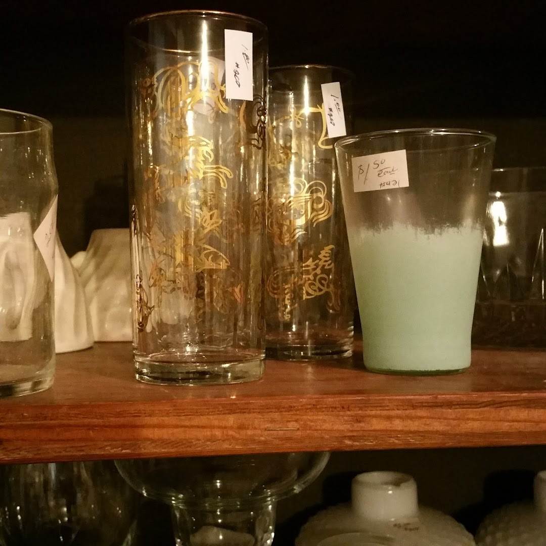 Fred's Bargain Barn &amp; Flea Market