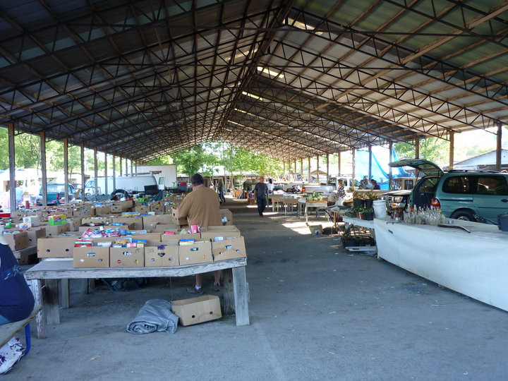 Lacon Flea Market