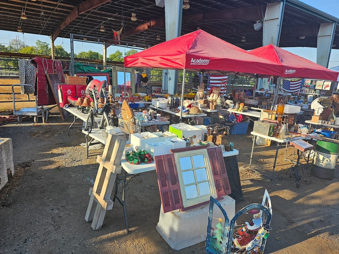 Franklin Flea Market