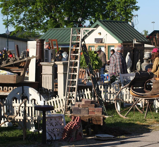Tri-state Antique Market