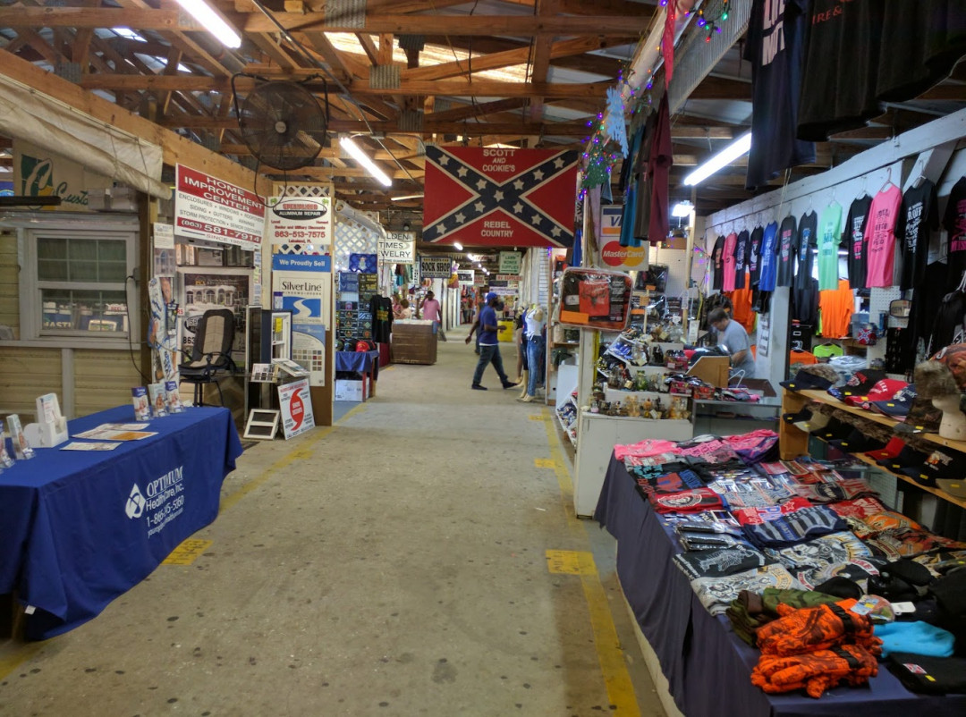 International Market World