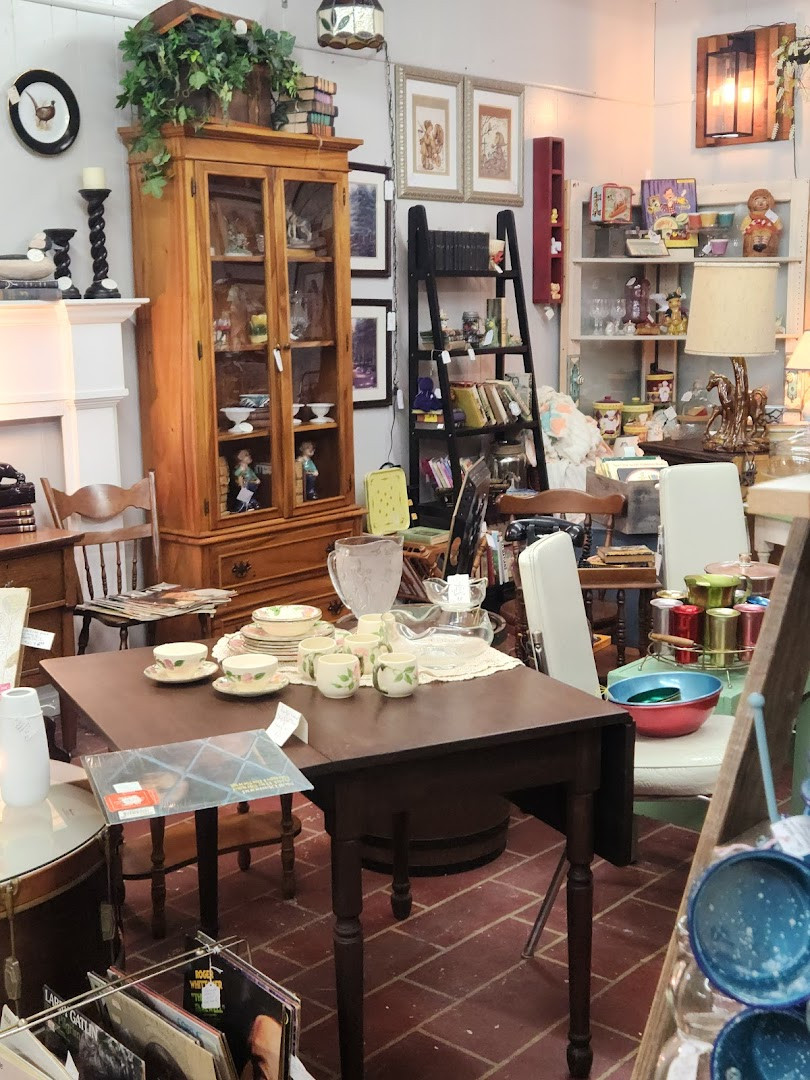 Rose Antique Mall &amp; Flea Market