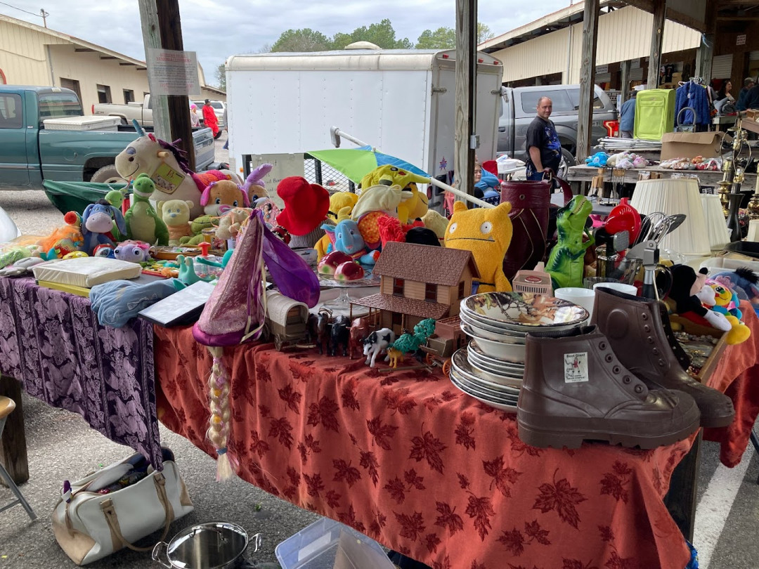 Barnyard Flea Market Lexington