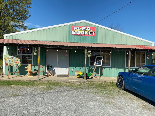 Foothill's Flea Market Foothill's Flea Market