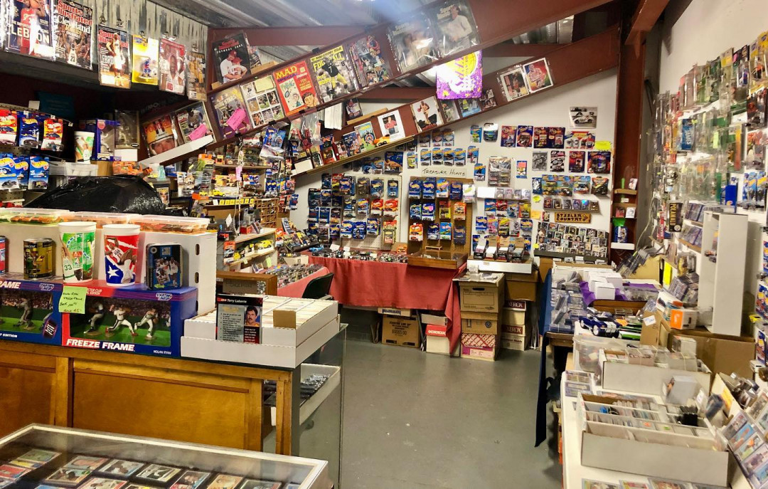 Rossi's Flea Market