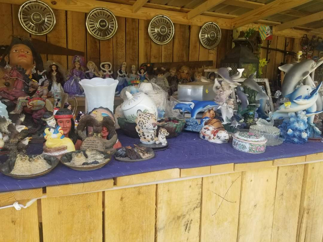 The Family Yardsale Lot