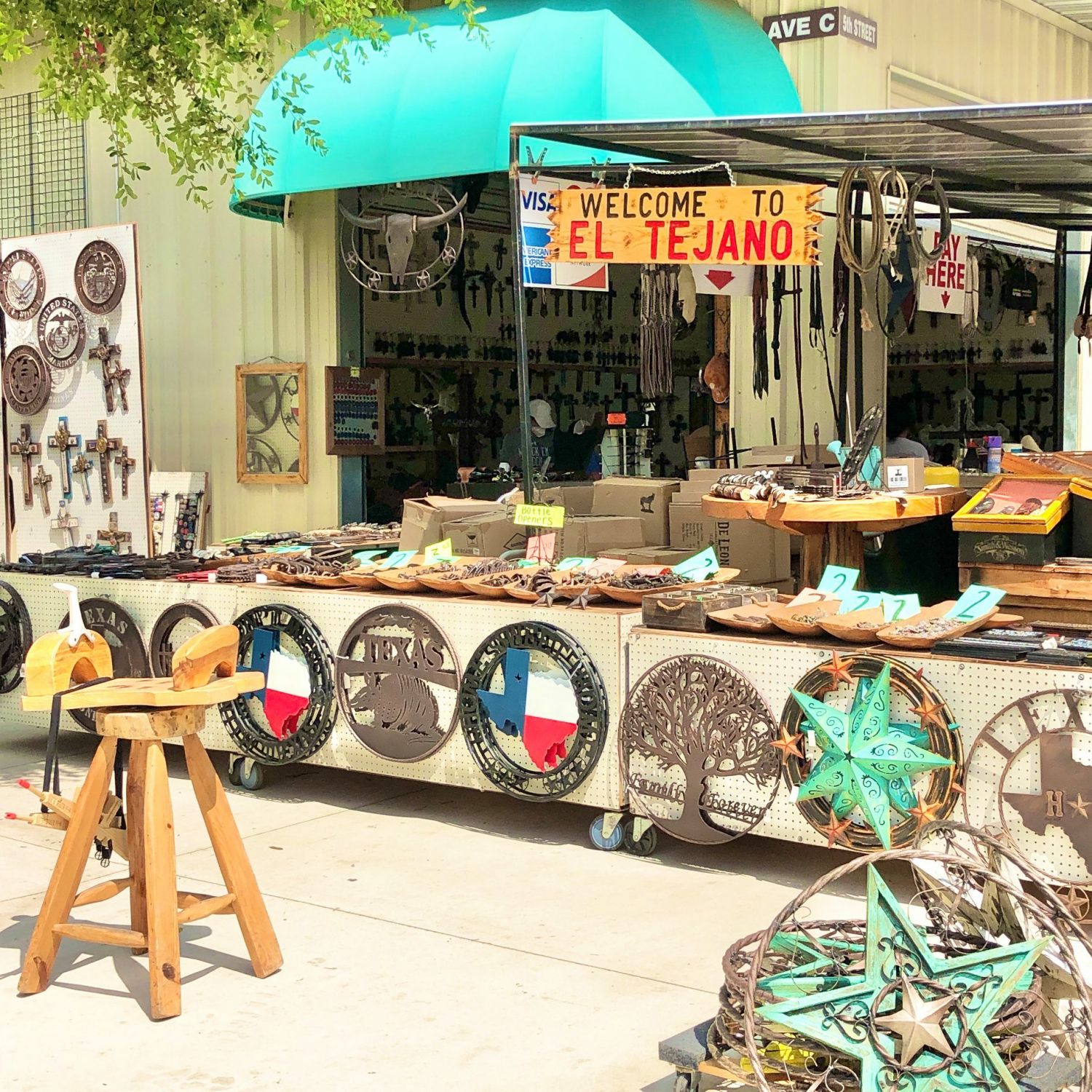 Trader's Village San Antonio