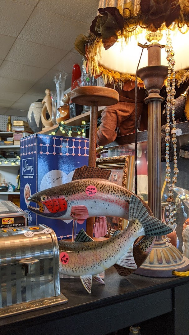 River Road Flea Market