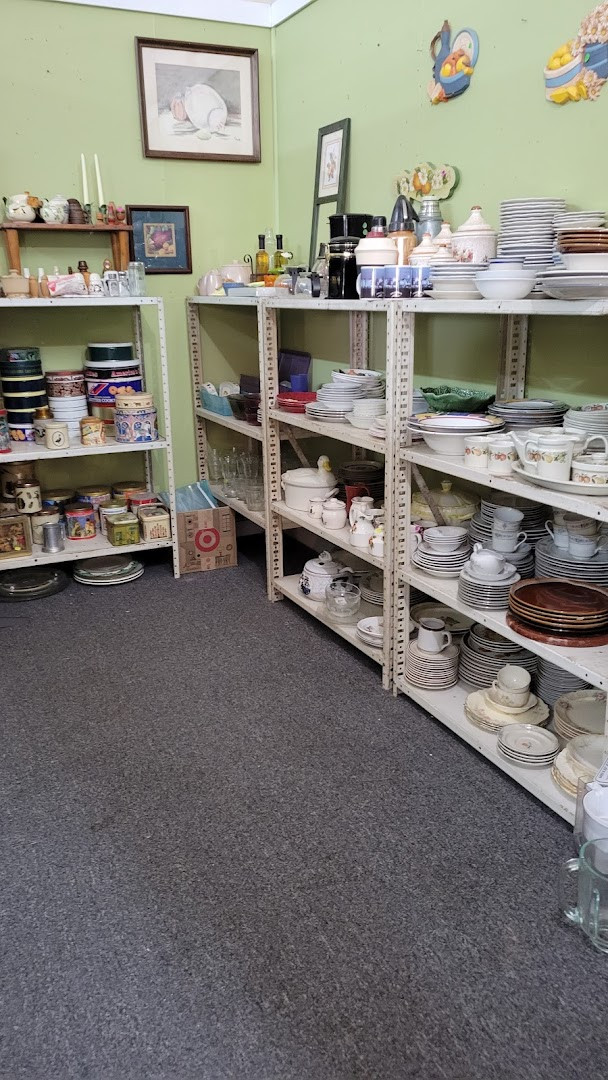 Lil Bit of Everything/ Crystal's Collectibles