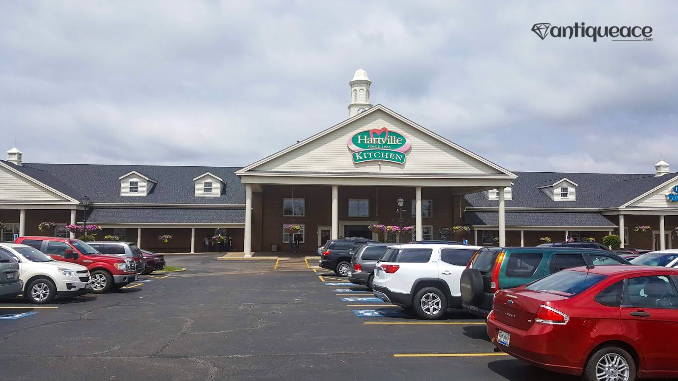 Hartville Marketplace &amp; Flea Market