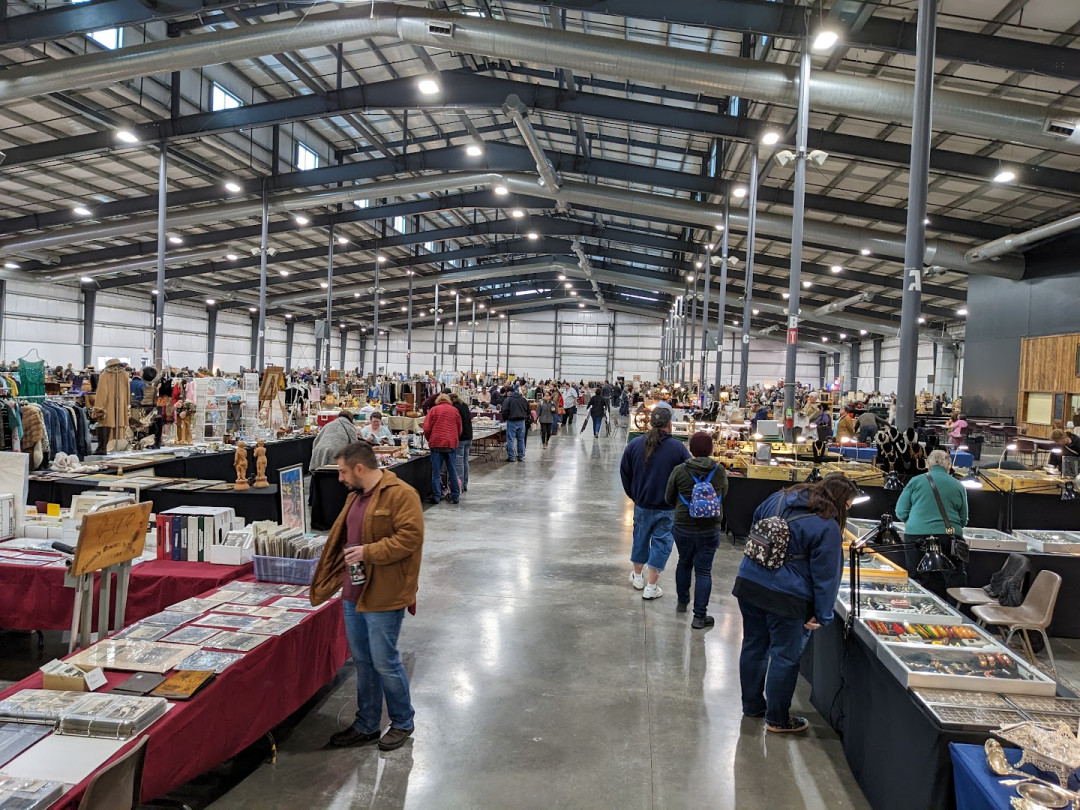 Grayslake Antique Flea Market