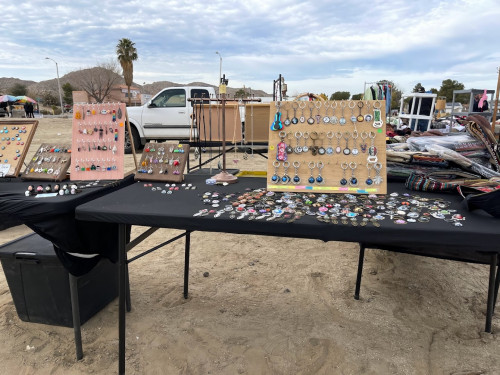 Lake LA Farmers/Flea Market
