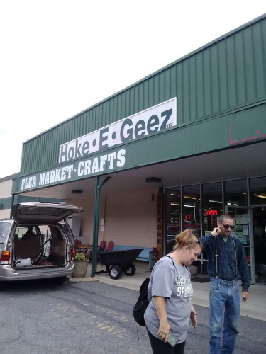 Hoke-E-Geez's