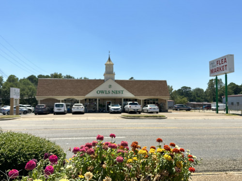 Owls Nest Flea Market