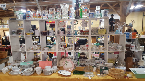 The Willows Flea Market