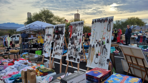 Presby Pickins' Flea Market