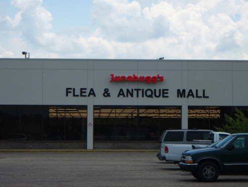 Junebugg's Flea & Antique Mall
