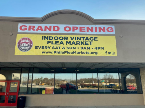 Berwyn Indoor / Outdoor Vintage Flea Market