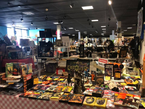 Cowboy Jim's Flea Market (Evansville IN)