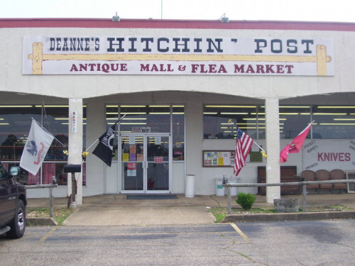 Deanne's Hitchin Post
