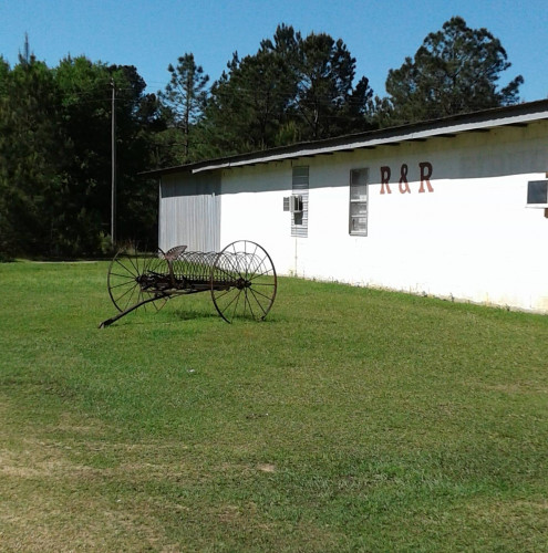R & R Bargain Center-Flea Market