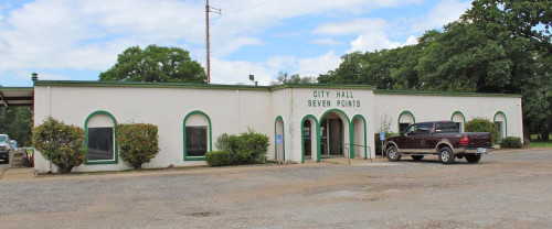 Seven Points Flea Market