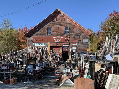 Treasures & Trash Barn