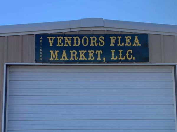 VENDORS FLEA MARKET LLC