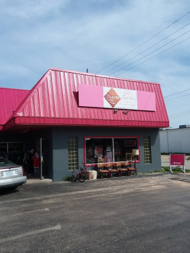 Allure Flea Market